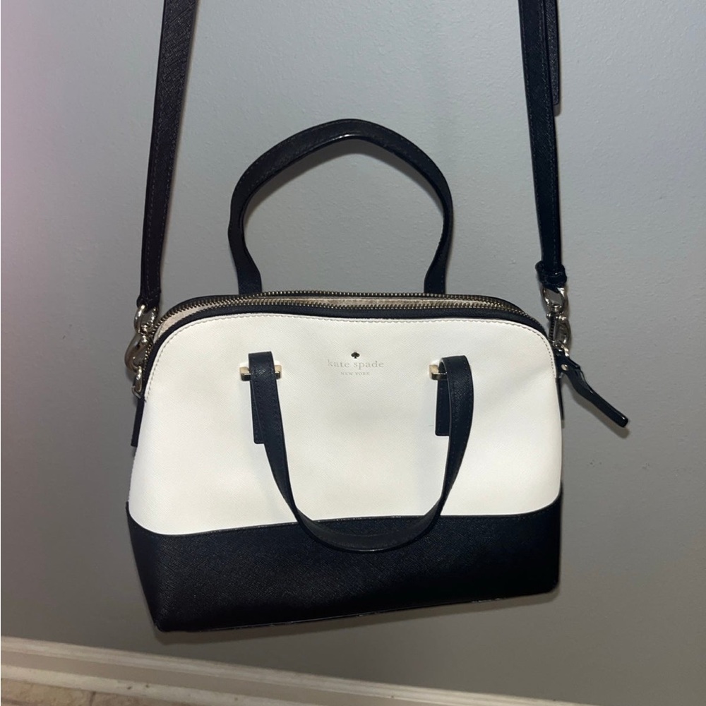 Crossbody Kate Spade purse